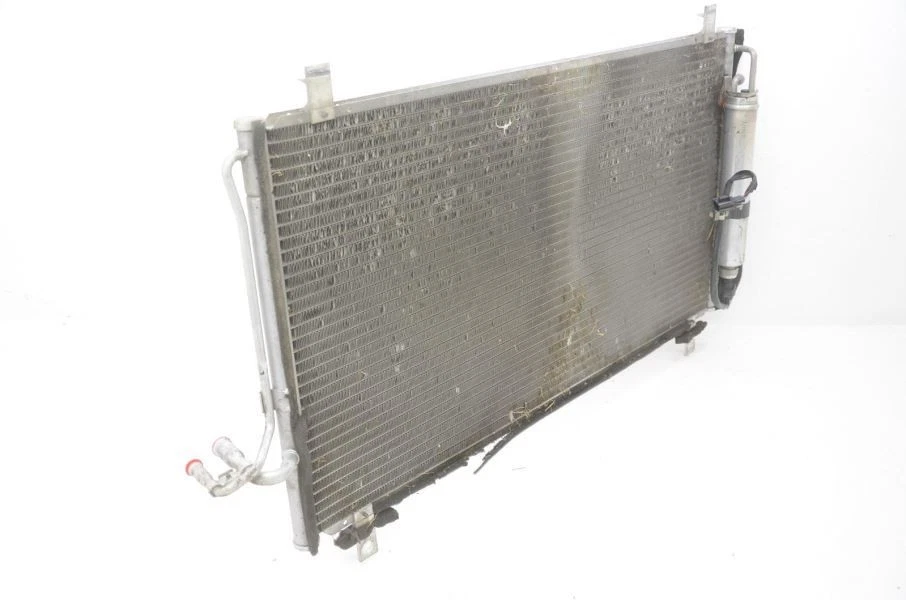 2003-2009 Nissan 350Z Vert VQ35HR Ac Condenser - Image 2 of 4