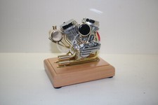 Neuer Panhead V2 Motor Modell R30