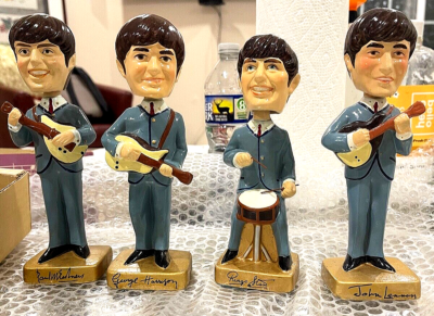VINTAGE 1964 BEATLES CAR MASCOTS BOBBLEDHEAD DOLLS IN THE ORIGINAL