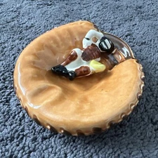 VINTAGE FIGURAL CERAMIC CATCHER'S MIT BASEBALL THEME NOVELTY ASHTRAY JAPAN