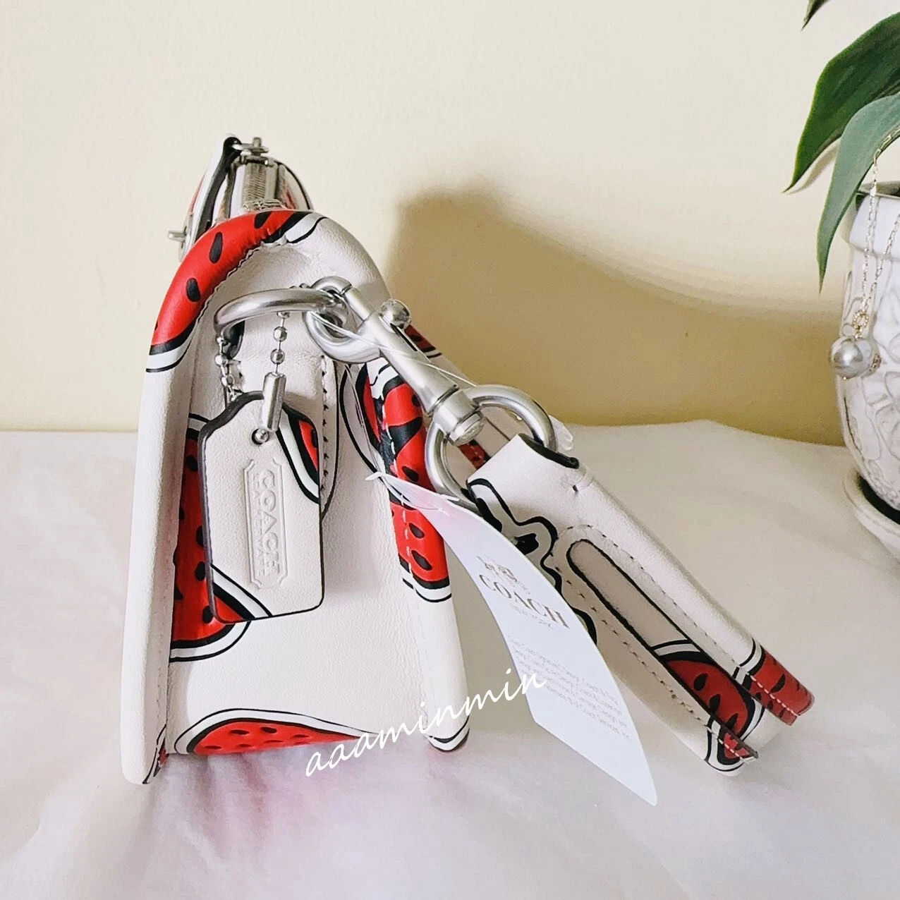 Borsa Coach Swinger 20 nuova con etichetta con stampa fragola CT881 pelle conciata a guanto gesso