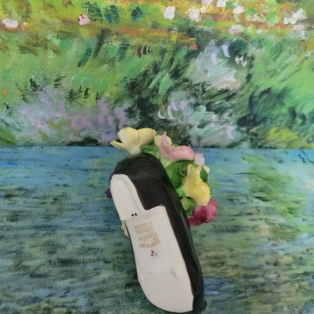 Denton Genuine Shoes with Flower Detail - Slight Scratches