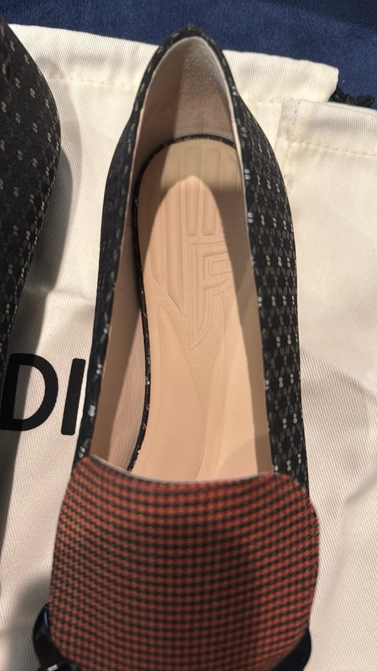 Mocasines Fendi negro/naranja de tela de jacquard y tweed Foto 3 de 4
