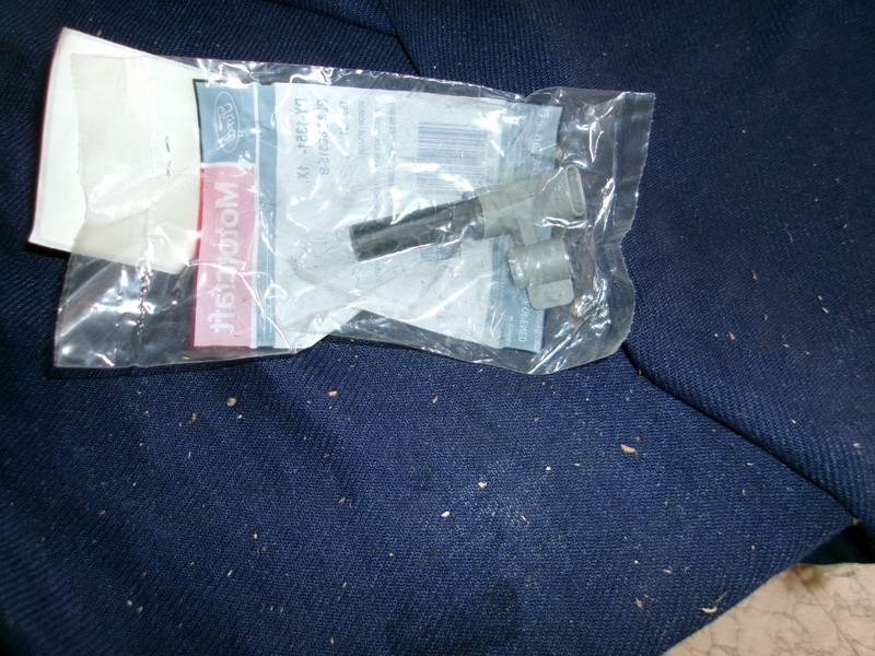 Motorcraft Crankshaft Position Sensor DY-1351 BL3Z-6C315-B OEM
