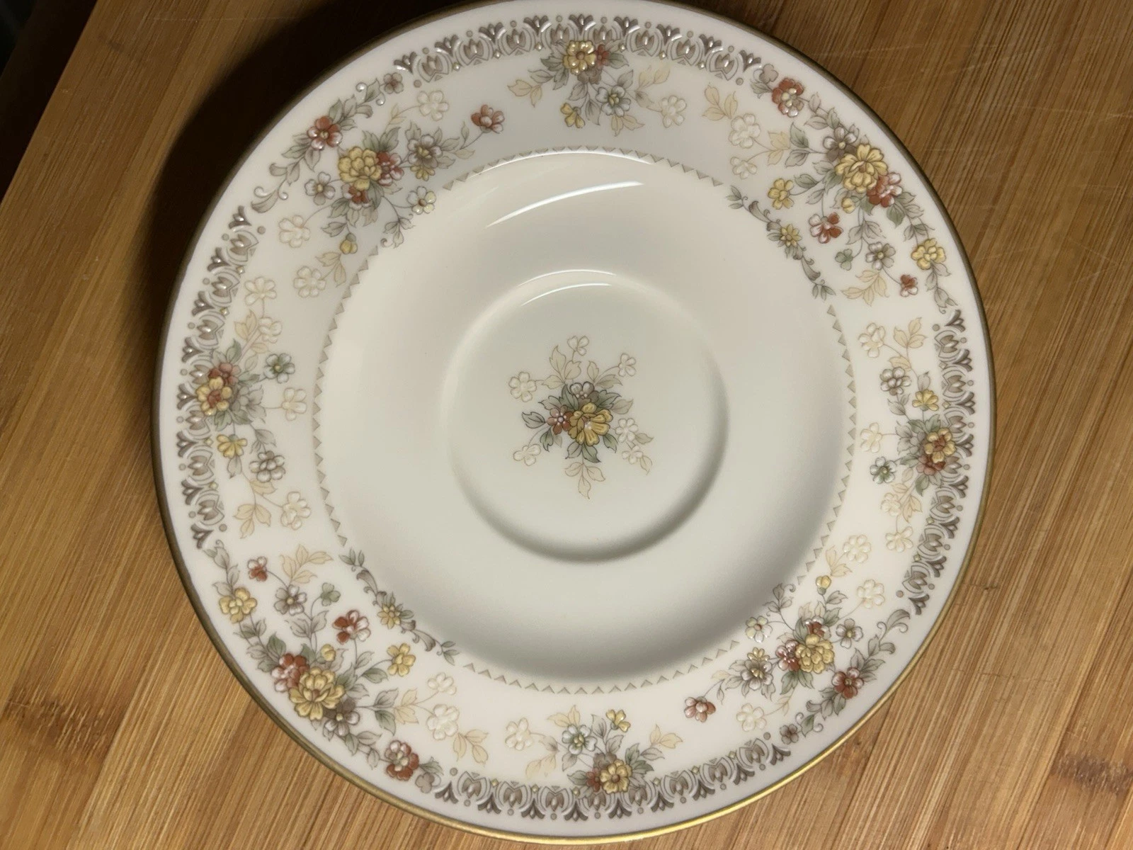 Noritake Salisbury Salad Plates