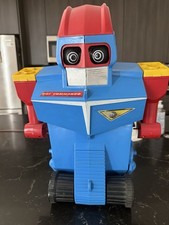IDEAL ROBOT COMMANDO BATTERY TOY 1961
