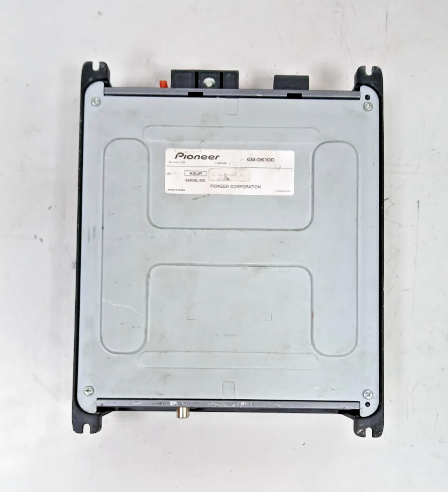 Pioneer carrozzeria 1ch アンプ　GM-D6100 Pioneer Carrozzeria Power Amplifier GM-D6100 Maximum output 150W