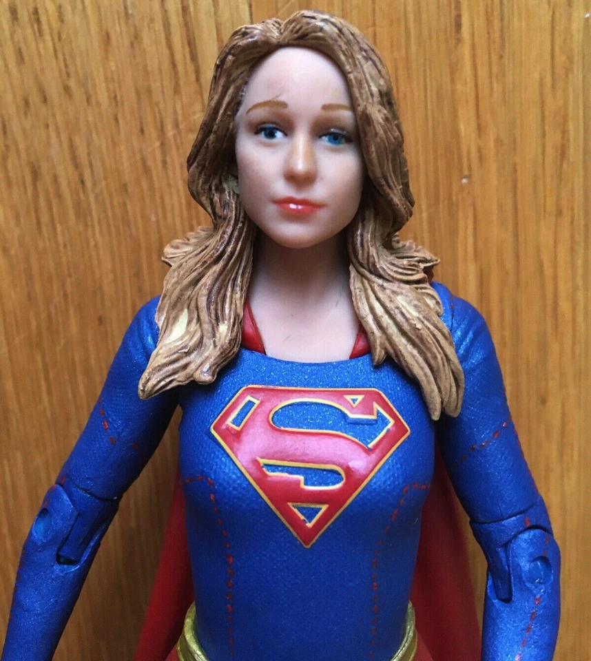 DC Collectibles CW Supergirl Melissa Benoist TV Custom action Figure 7” loose - Image 4 of 4