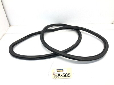 2015-2024 PORSCHE MACAN RIGHT PASSENGER REAR DOOR BODY WEATHERSTRIP SEAL OEM