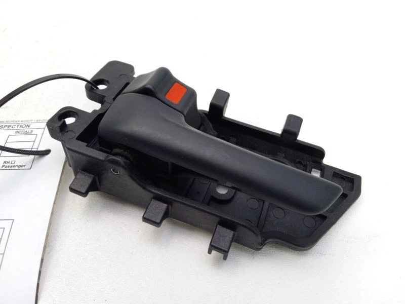 2011 - 2013 KIA FORTE REAR LEFT SIDE INTERIOR DOOR HANDLE 27565 - Image 2 of 4