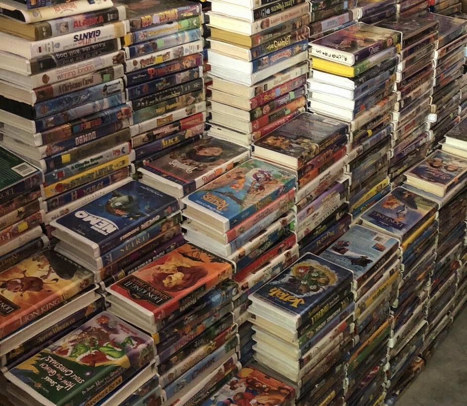 PICK 5 Clamshell VHS VCR Movie Lot Disney Kids SEE LIST (Updated Jul 15)