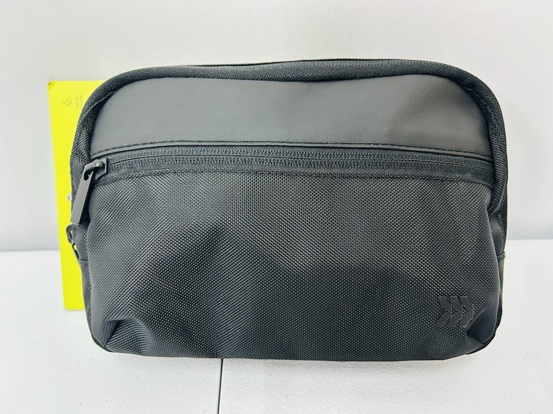 NWT Unisex All In Motion Black Belt Fanny Pack Crossbody Waist Bag Purse