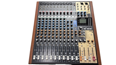 Tascam Model 16 Mixer / Interface / Recorder