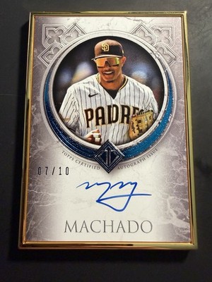 2023 Topps Transcendent Collection Auto Gold Frame /10 Manny Machado Padres