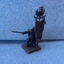 Dark Elf. Dark Elf Battle Standard Bearer Holominatures