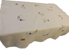 joli service, 12 petites serviettes + nappe, en lin brodé main