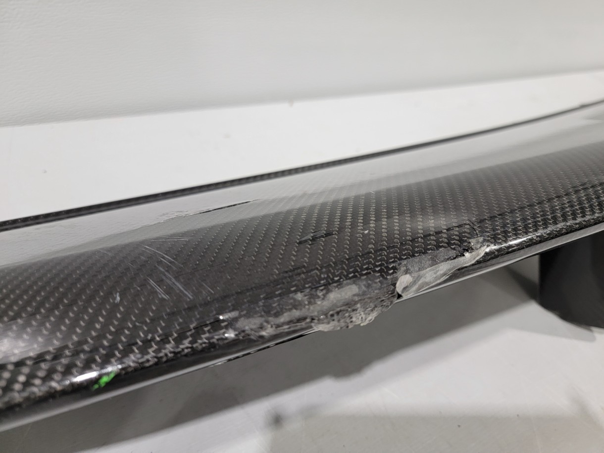 LAMBORGHINI URUS CARBON FRONT LOWER SPOILER SPLITTER 4ML807059A OEM