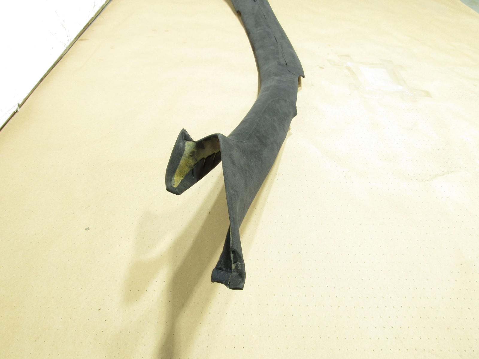 Aston Martin Vanquish 2014-2018 Front Left Pillar cover
