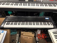 Korg SG-1 Sampling Grand 76 Weighted Keys