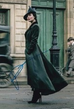 POPPY CORBY-TUECH signed Autogramm 20x30cm BEASTS POTTER in Person autograph COA