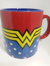 WONDER WOMAN MUG. WONDER WOMAN COFFEE MUG. DC COMICS DECO MUG. B348