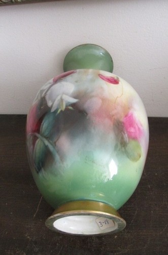 Antique Royal Worcester England Hand Painted Signed Vase Flowers Gold 7.75" - Picture 11 of 15