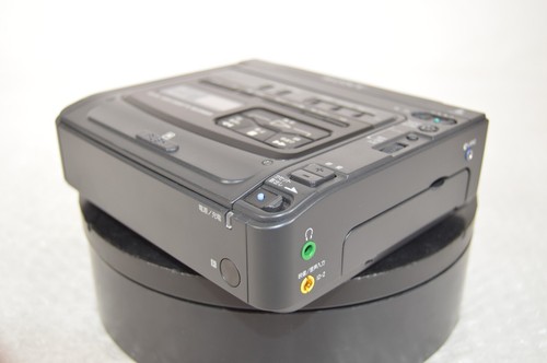 Sony GV-D200 NTSC Digital Video Cassette Recorder Digital8 Hi8 mit Stromkabel - Bild 13 von 24