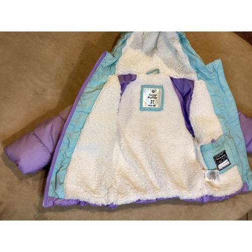 Girls - NWT Cozy Puffer Coat, size 3T coat with ombré colors from purple to blue - Picture 7 of 12