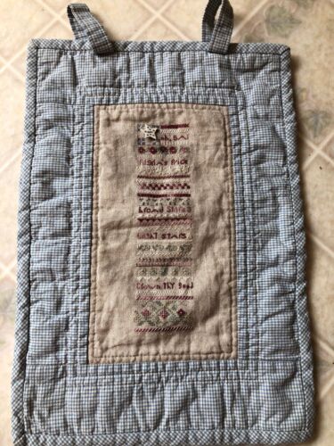 Cross Stitch on Linen Patriotic Primitive Finished Quilt Wall Hanging Oh Say! - Picture 1 of 3