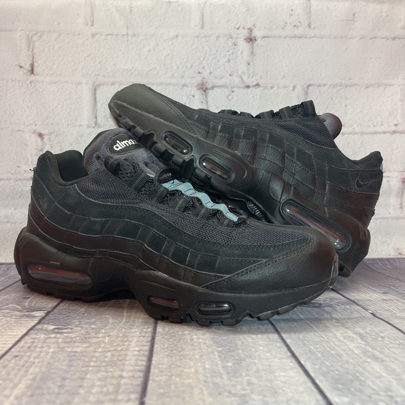 Nike Air Max 95 Essential Triple Black Anthracite Shoes AT9865-001 Men's  Size 8