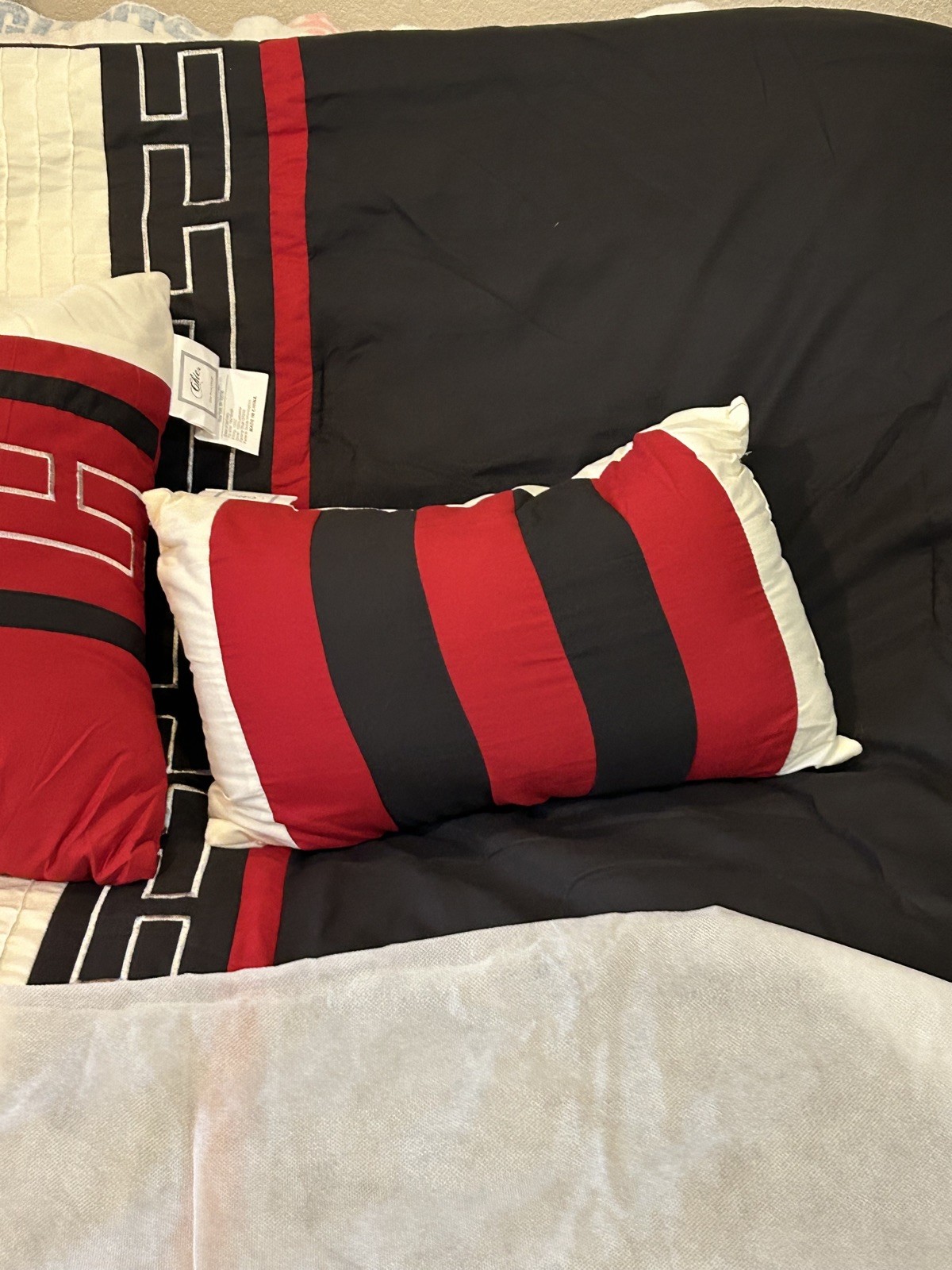 Chic Home Carlton 6-Piece Comforter Set, Queen Size, part number CS1223-112-AN