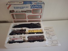 Vintage Unimax HO Train set Central Express ngHong Kong 303 complete working