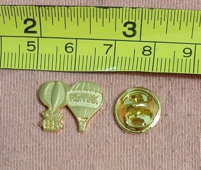 Gold Tone ReMax Real Estate Hot Air Balloon Lapel Pin Re/Max Realtor