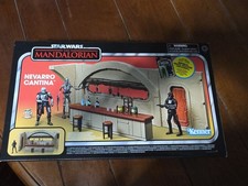 Hasbro Star Wars The Mandalorian Vintage Collection Nevarro Cantina playset AP02