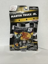 NASCAR Martin Truex Jr 19 2019 Bass Pro Throwback 1/64 Authentics Diecast