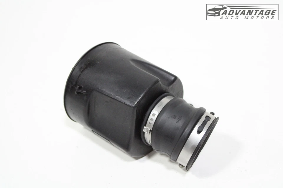 2016-2023 CHEVROLET CAMARO ENGINE AIR CLEANER OUTLET HOSE DUCT PIPE TUBE OEM - Image 2 of 4