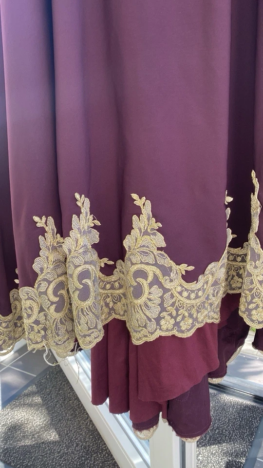 Bordeauxfarbenes Maxikleid mit goldener Spitze – Größe S/M – nur 15 € - Bild 4 von 4