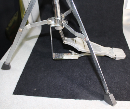 LUDWIG Fold up Hi-Hat Cymbal Stand 31" & 8" Cymbals - Bild 3 von 8