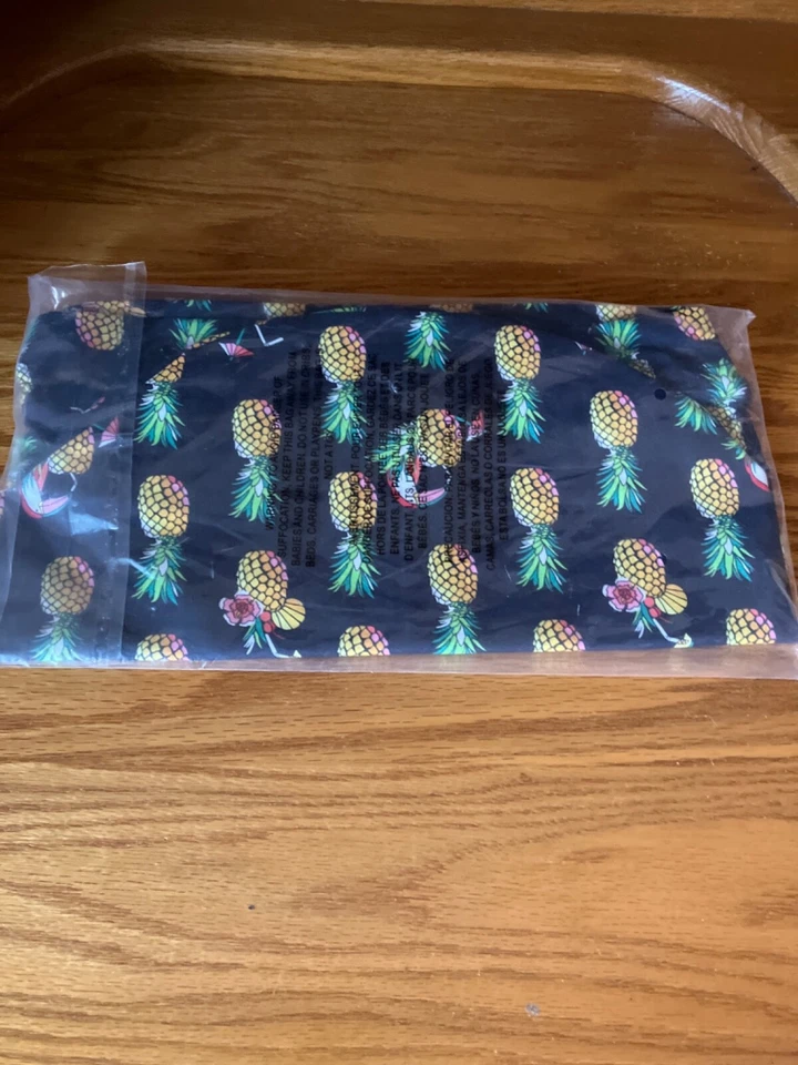 Bolso Vera Bradley Tucán Fiesta Cordón. Nuevo con etiquetas en plástico original.  Foto 4 de 4