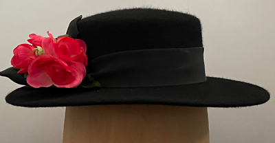 NEW Vintage Black Wool Felt Hat Red Flower Black Bow Ribbon  display picture 3