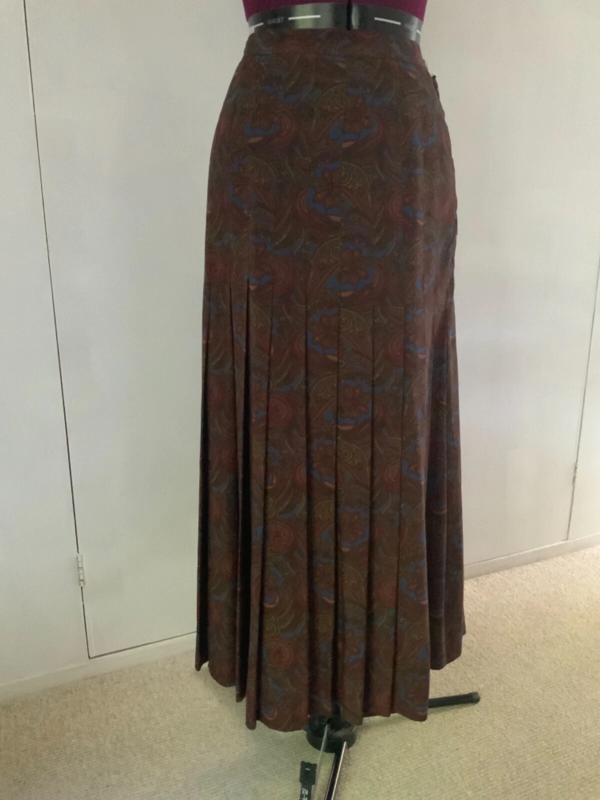 Gonna lunga a pieghe in seta Chanel taglia F:38 UK:8 10