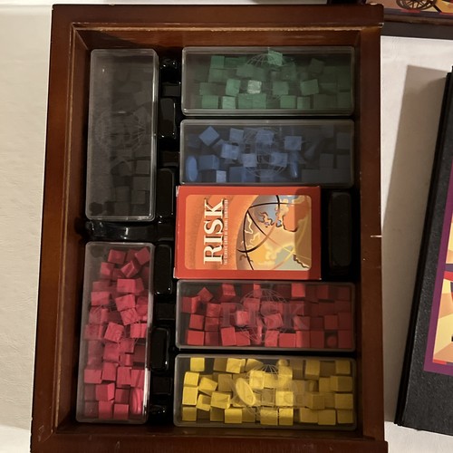 RISK Wooden Vintage Game Collection Edition Library Book Shelf Wood Box - Picture 5 of 6