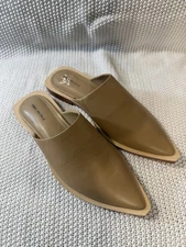 Free People Women's Size 8.5 Becky  Flats Shoes mules Tan