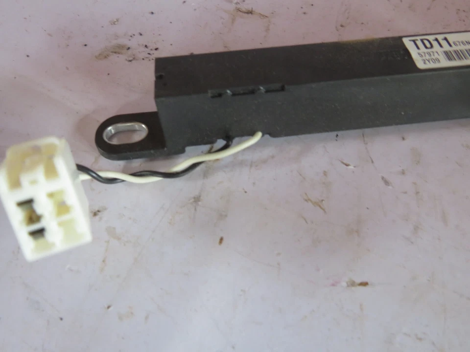 13 2013 MAZDA CX-9 ANTENA FRONTAL SIN LLAVE OEM Foto 3 de 3