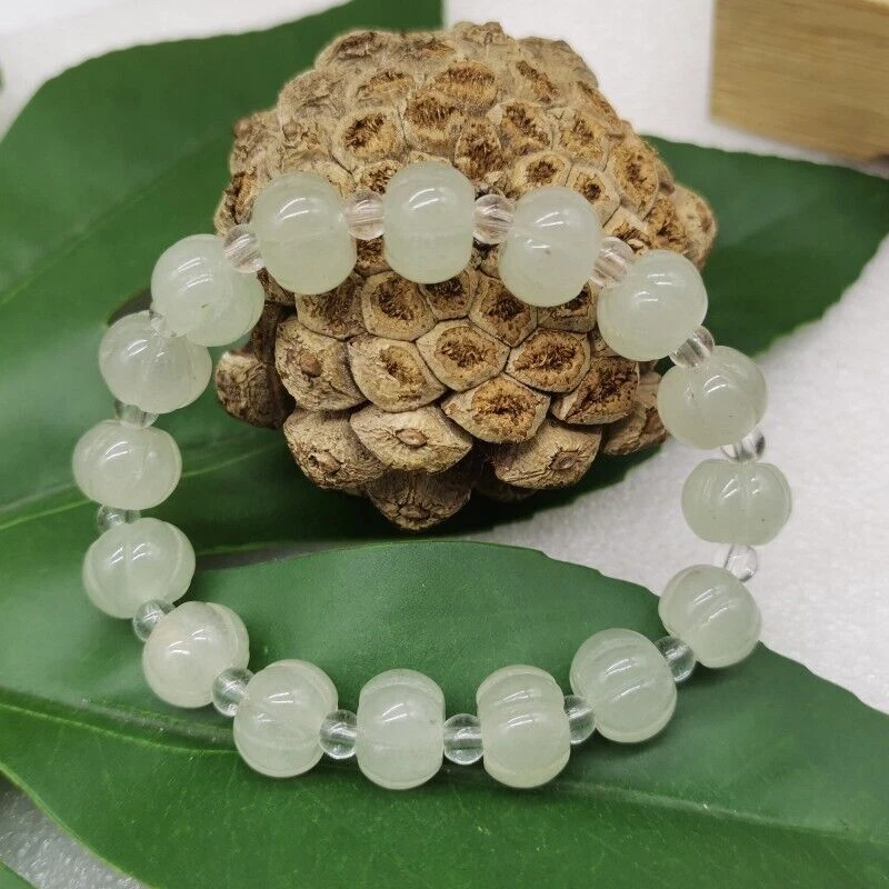 Certified 7x10mm Green &4mm White Quartzite Jade Fashion Stretch Bracelet - Image 2 of 4