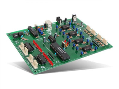 Programmierbare USB Schnittstellenkarte mit insges. 33 Ein/ausgängen VM140
