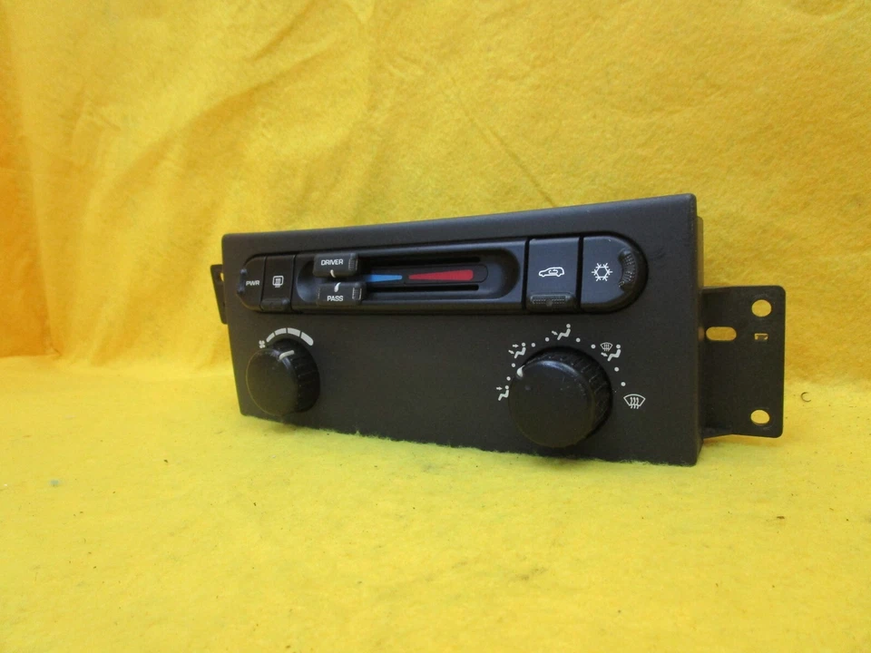 Переключатель климат-контроля температуры тепла кондиционера Chrysler Pacifica 2005 - 2008 годов выпуска PN 5005460AB - Изображение 2 из 4