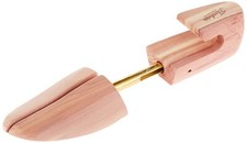 mens Woodard Cedar Shoe Trees and Storage Cedar Medium US