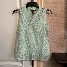 Camiseta sin mangas Macy’s Style & Co Petite color menta con camiseta sin mangas a juego