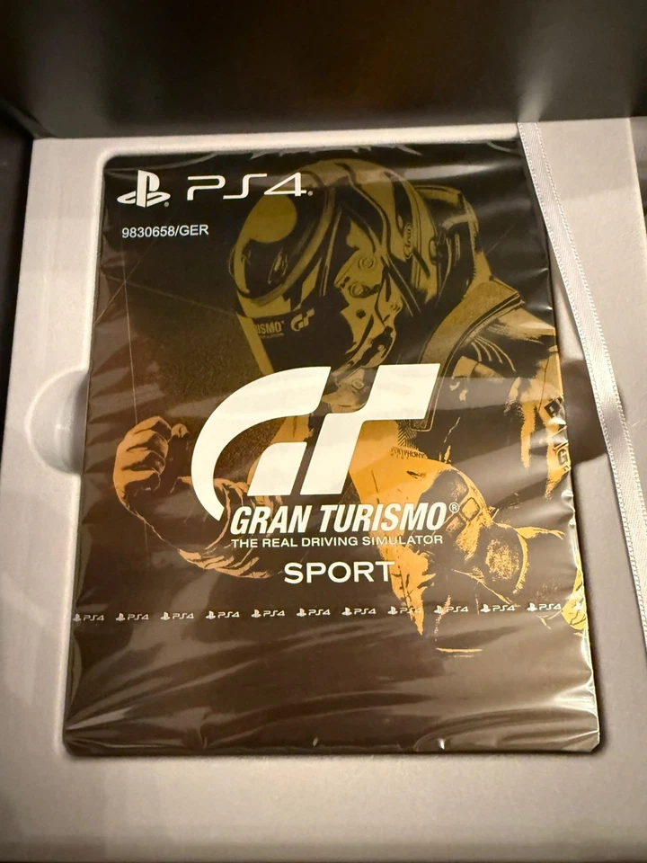 PS4 Gran Turismo Sport Collector’s Edition Complete CIB + Diecast Car Book RARE - Bild 3 von 4